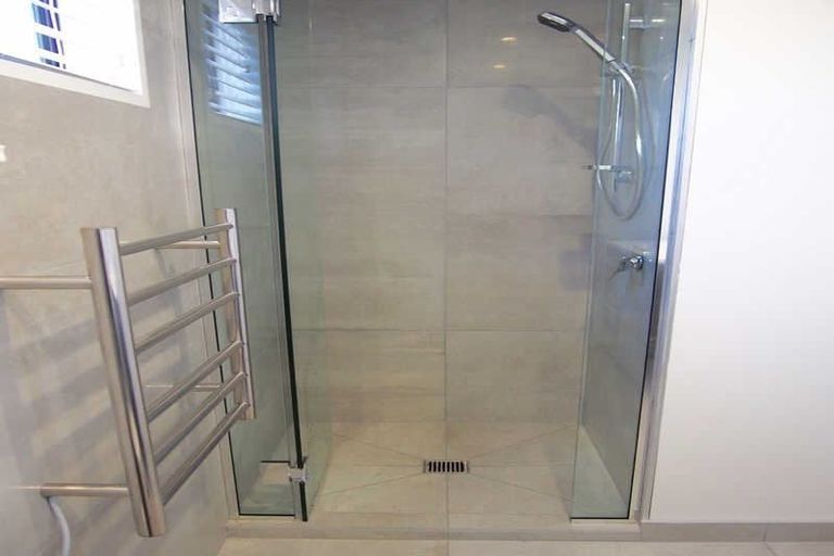 Photo of property in 72b Aikmans Road, Merivale, Christchurch, 8014