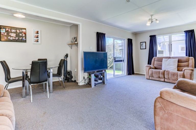 Photo of property in 27 Broadhead Avenue, Tawhero, Whanganui, 4501