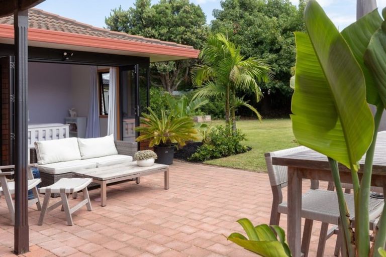 Photo of property in 11 Sunrise Avenue, Mount Maunganui, 3116