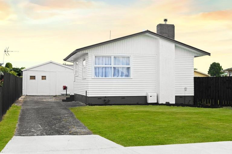 Photo of property in 10 Pamela Place, Deanwell, Hamilton, 3206