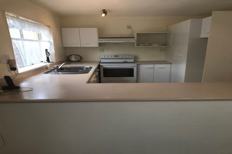 Photo of property in 2/55 Moore Street, Howick, Auckland, 2014