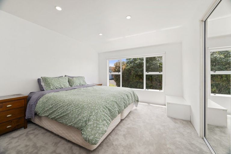 Photo of property in 7 Silich Street, Acacia Bay, Taupo, 3330