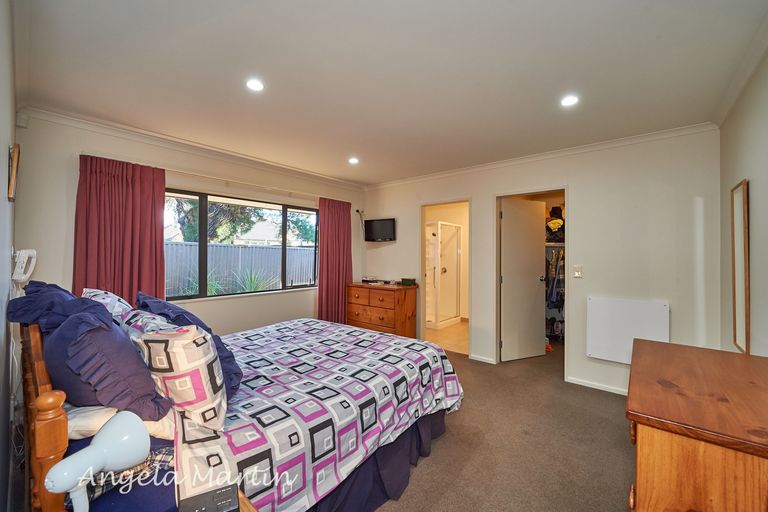Photo of property in 28a Rainforth Street, Roslyn, Palmerston North, 4414