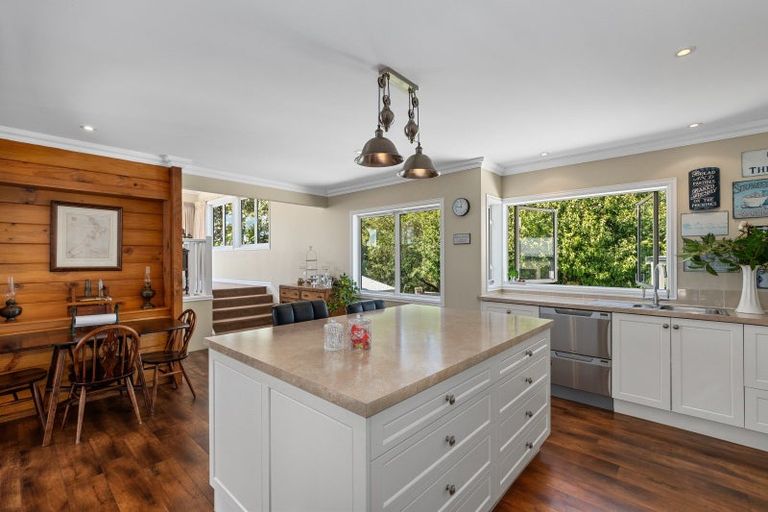 Photo of property in 47 Waikite Road, Welcome Bay, Tauranga, 3112