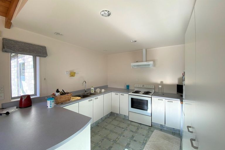 Photo of property in 1/9 Mira Place, Windsor Park, Auckland, 0632