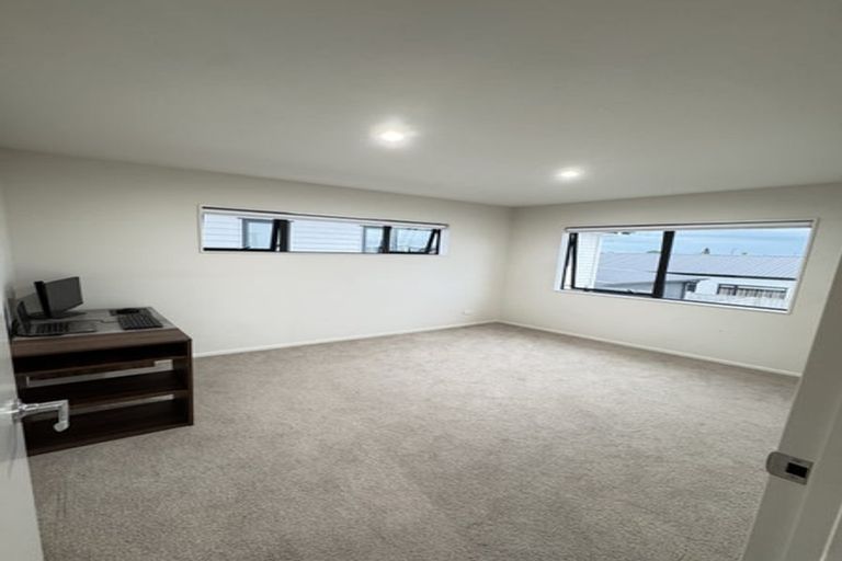 Photo of property in 45 Adlam Lane, Takanini, 2112