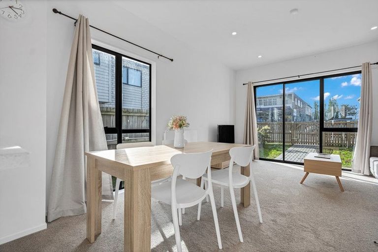 Photo of property in 98b Walmsley Road, Favona, Auckland, 2024