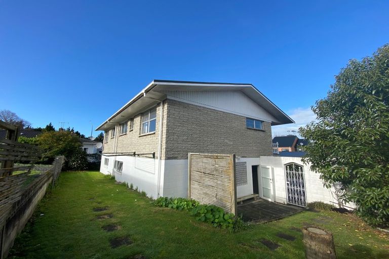 Photo of property in 1a Lake Domain Drive, Frankton, Hamilton, 3204