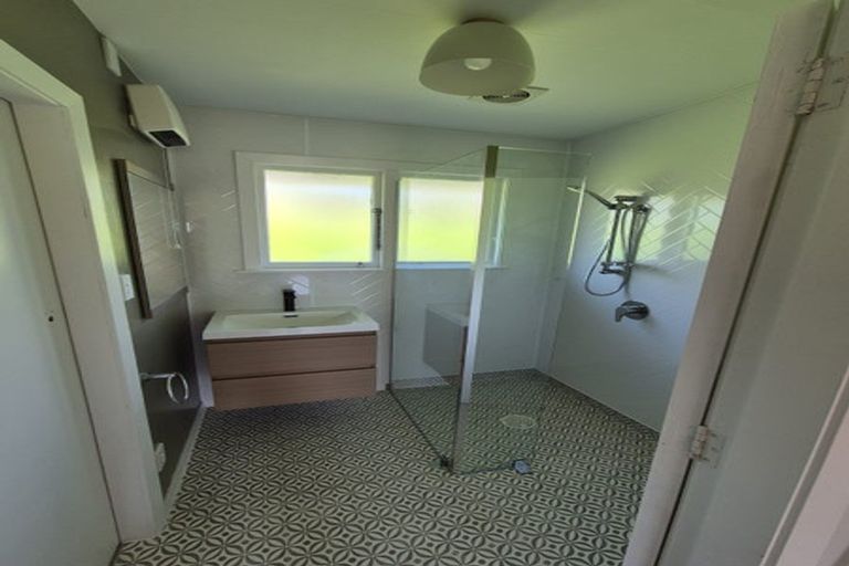 Photo of property in 2 Lucienne Place, Hillsborough, Christchurch, 8022