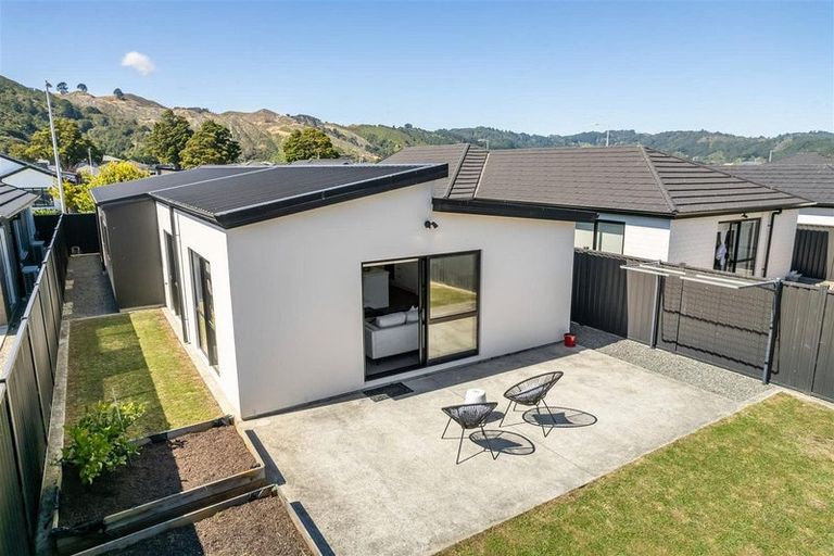Photo of property in 34 Te Kaeaea Crescent, Wallaceville, Upper Hutt, 5018