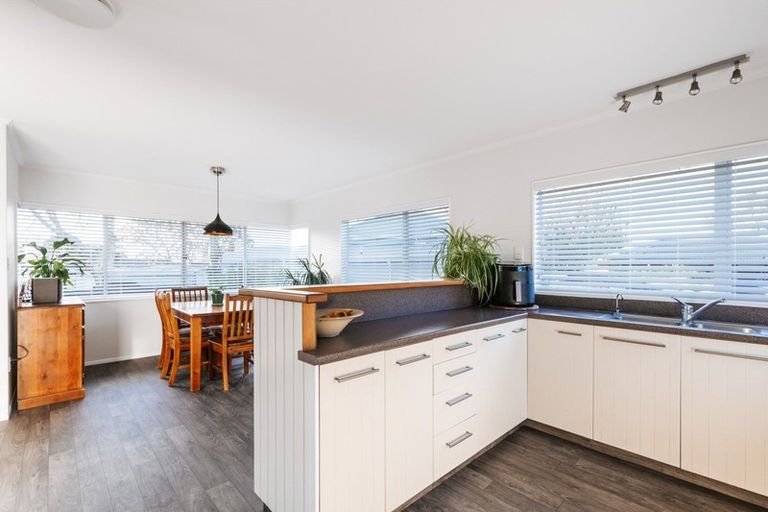 Photo of property in 6 Fairview Place, Te Puke, 3119