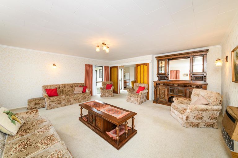 Photo of property in 41 Kentucky Way, Awapuni, Palmerston North, 4412