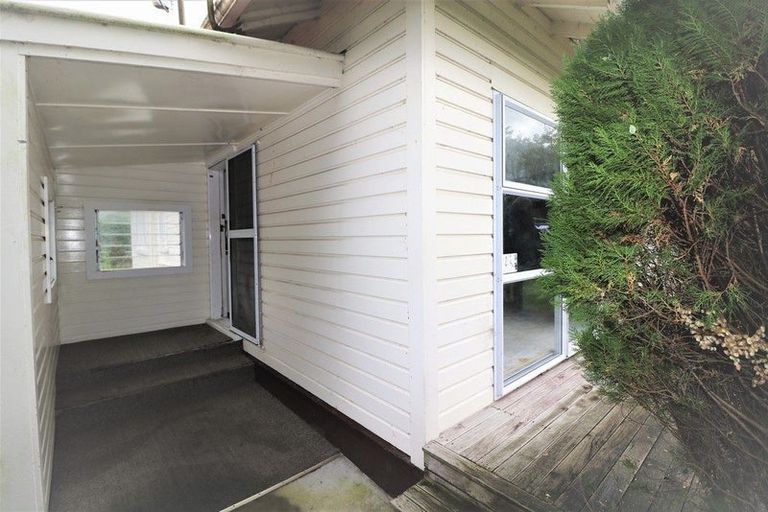 Photo of property in 2 Riverbank Road, Okoia, Whanganui, 4573