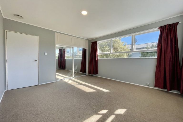 Photo of property in 14 Totara Grove, Hillcrest, Auckland, 0627