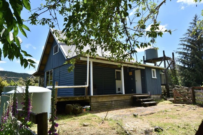 Photo of property in 2005 Ongarue Stream Road, Waimiha, 3998