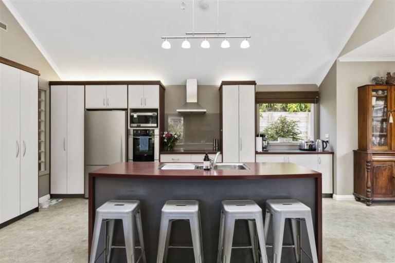 Photo of property in 4 Ardross Avenue, Khandallah, Wellington, 6035