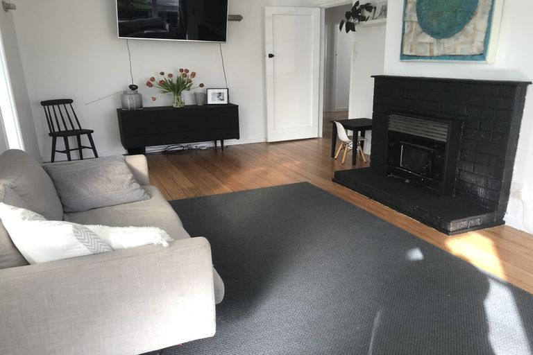 Photo of property in 11 Benge Crescent, Naenae, Lower Hutt, 5011