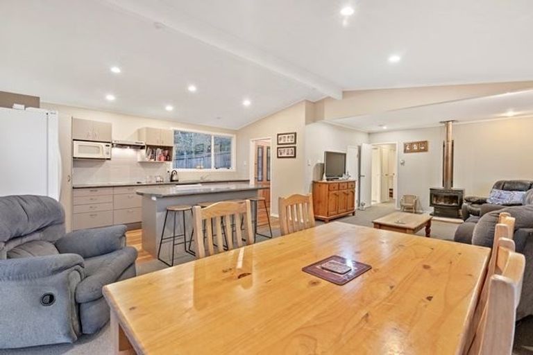 Photo of property in 43 Mack Place, Red Hill, Papakura, 2110