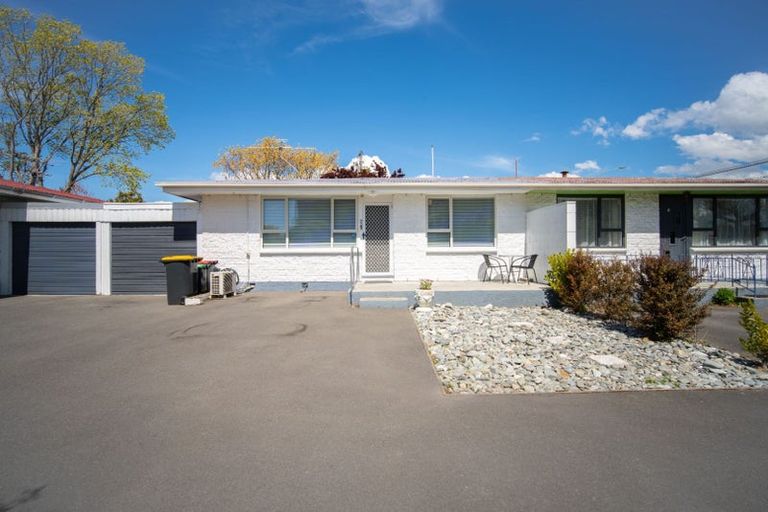 Photo of property in 2/458 Barbadoes Street, Edgeware, Christchurch, 8013