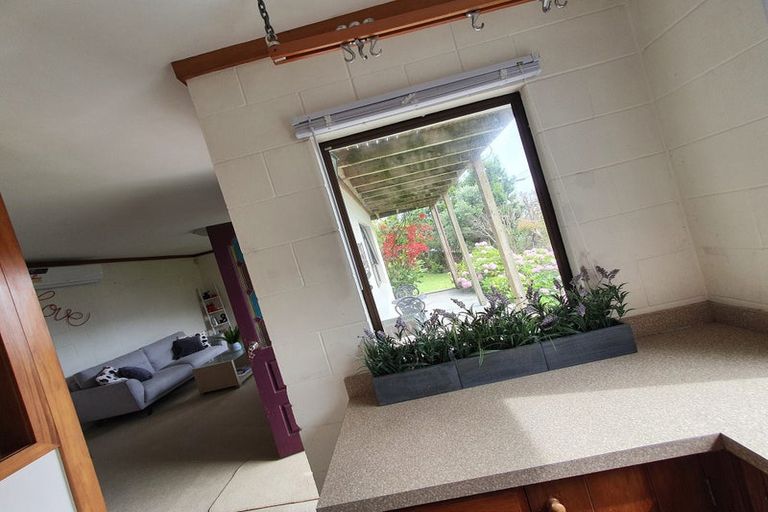 Photo of property in 1/295 East Coast Road, Mairangi Bay, Auckland, 0630