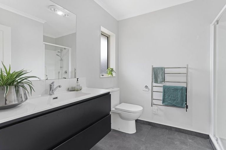 Photo of property in 11 Pewter Place, Northwood, Christchurch, 8051