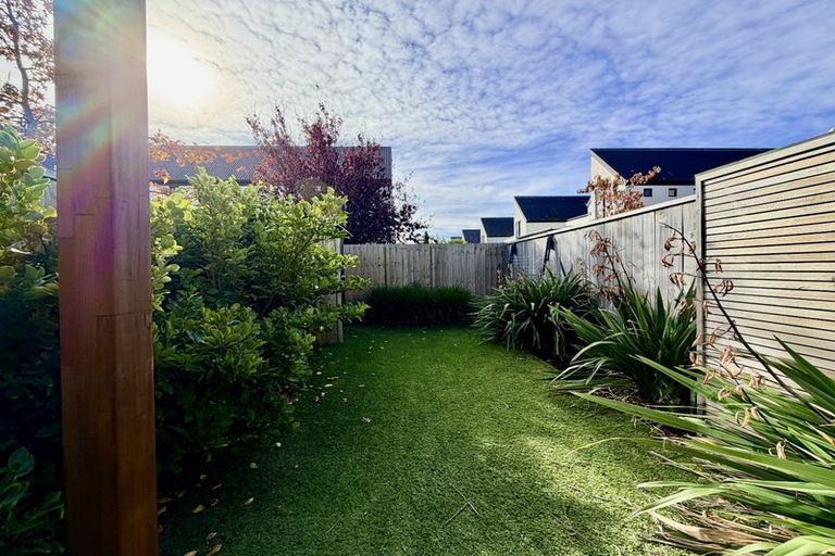 Photo of property in 5/6 Darvel Street, Riccarton, Christchurch, 8011