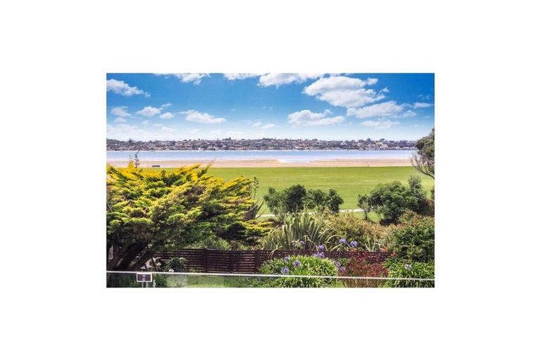 Photo of property in 24 Roberta Avenue, Glendowie, Auckland, 1071