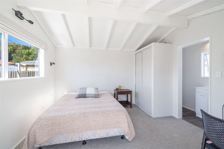 Photo of property in 16 Englefield Road, Belfast, Christchurch, 8051