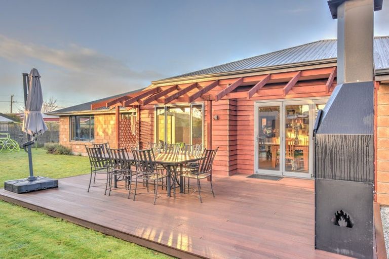 Photo of property in 6 Robina Place, Gore, 9710