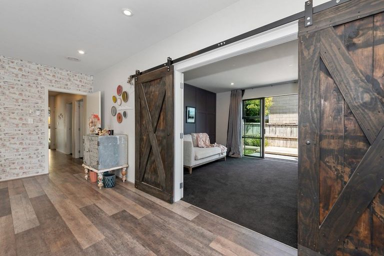 Photo of property in 17 Vantage Place, Flagstaff, Hamilton, 3210