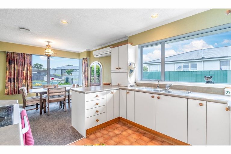 Photo of property in 63 Helmsdale Street, Waverley, Invercargill, 9810