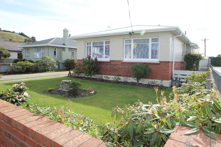 Photo of property in 16 Conway Street, Oamaru North, Oamaru, 9400