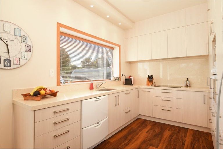 Photo of property in 33 Mckenzie Road, Owhata, Rotorua, 3010