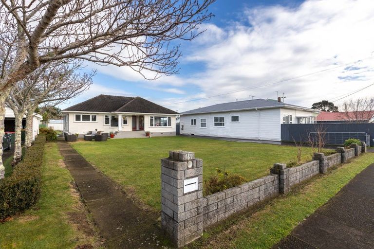 Photo of property in 120 Cutfield Road, Westown, New Plymouth, 4310