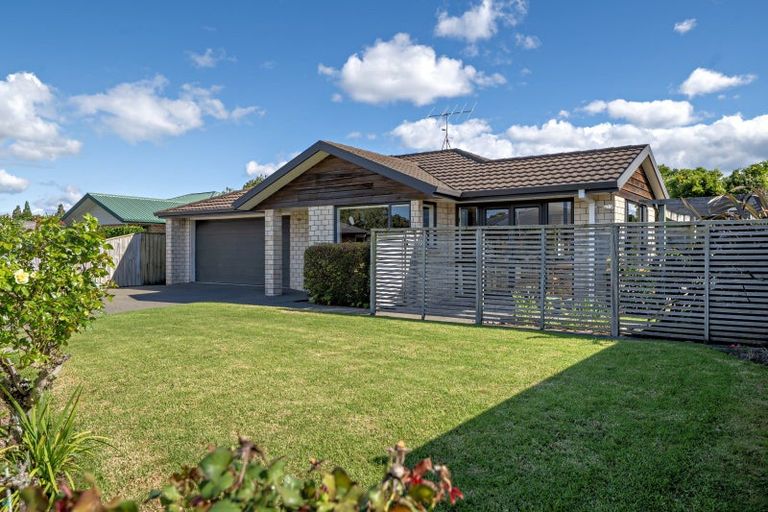 Photo of property in 10 Walnut Grove, Whakatane, 3120