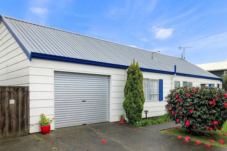 Photo of property in 10b Akepiro Place, Tawhero, Whanganui, 4501