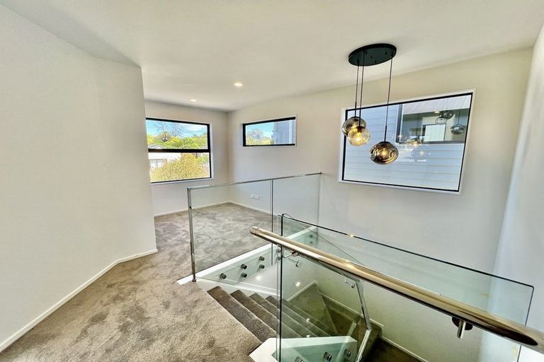 Photo of property in 20a Clovelly Road, Bucklands Beach, Auckland, 2012