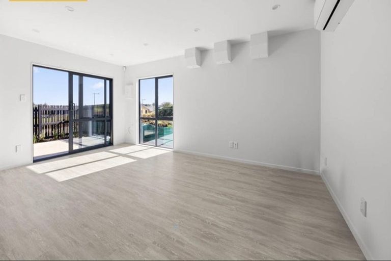 Photo of property in 18 Nanjing Road, Pukekohe, 2120