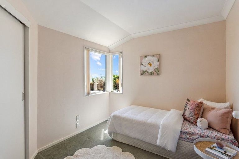 Photo of property in 174 Weggery Drive, Waikanae Beach, Waikanae, 5036