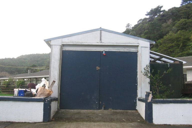 Photo of property in 15 Mawson Street, Waiwhetu, Lower Hutt, 5010