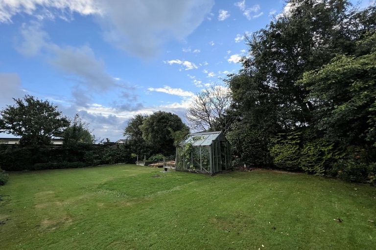 Photo of property in 33 Kildare Drive, Waikiwi, Invercargill, 9810