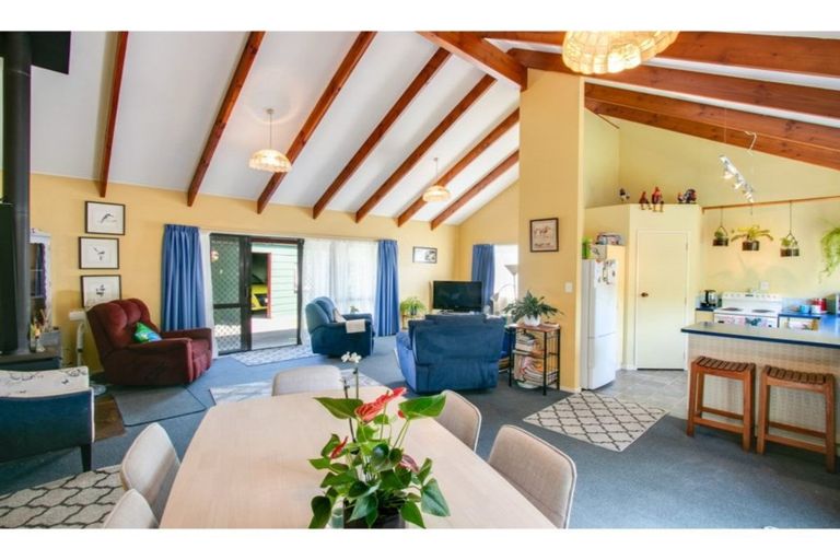 Photo of property in 10 Martin Dale, Raureka, Hastings, 4120