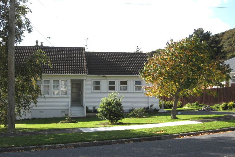 Photo of property in 41 Toomath Street, Naenae, Lower Hutt, 5011