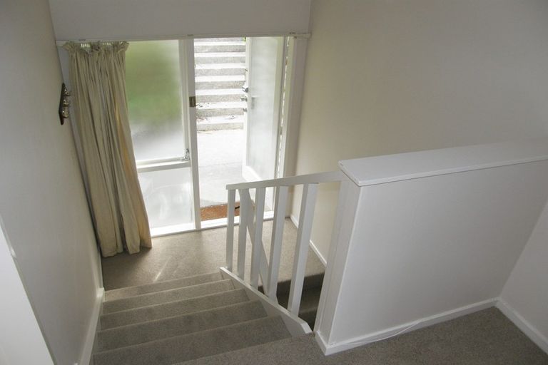 Photo of property in 11 Hereford Street, Wilton, Wellington, 6012