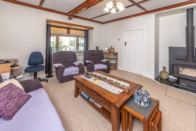 Photo of property in 18 Field Street, Aramoho, Whanganui, 4500