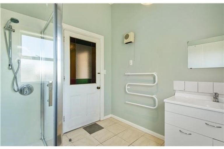 Photo of property in 120 Lincoln Road, Addington, Christchurch, 8024