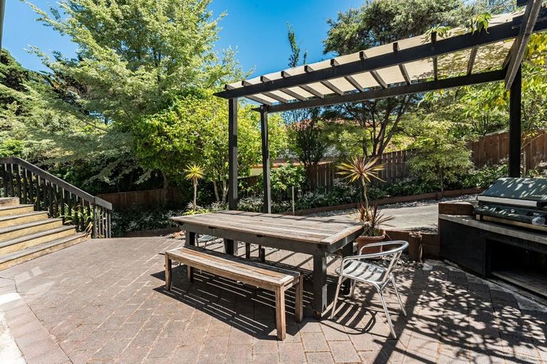 Photo of property in 4 Joseph Banks Drive, Whitby, Porirua, 5024