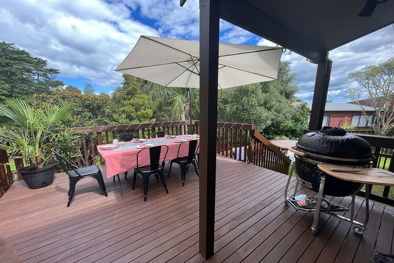 Photo of property in 17 Mona Vale, West Harbour, Auckland, 0618