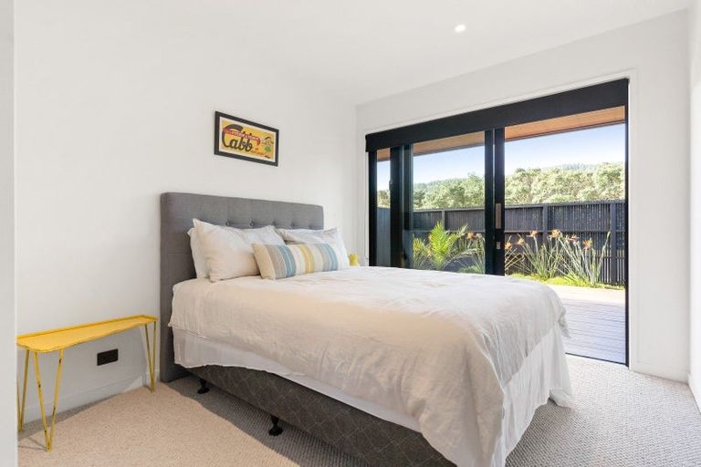 Photo of property in 101 Beach Road, Whangamata, 3620
