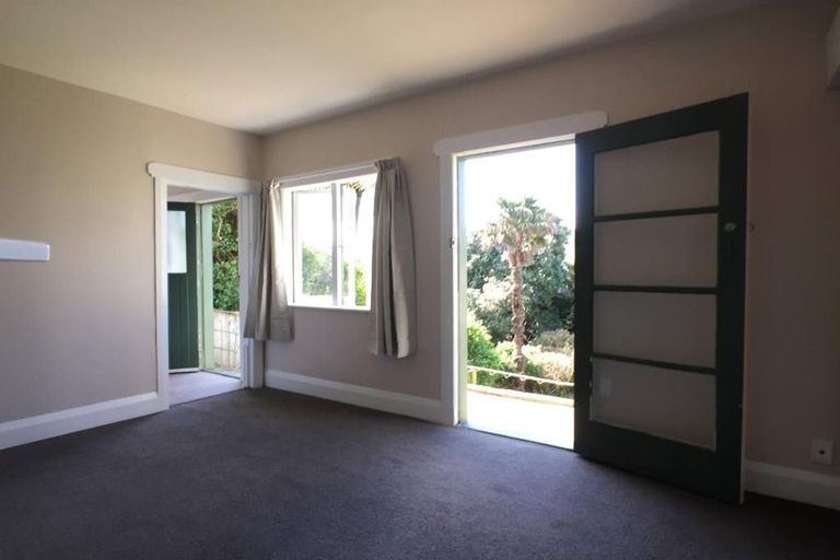 Photo of property in 141 Wallace Street, Mount Cook, Wellington, 6021
